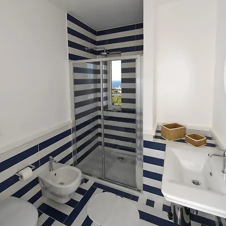 3 View بيت ضيافة 4*