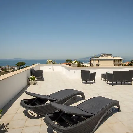 3景观套房旅馆 招待所