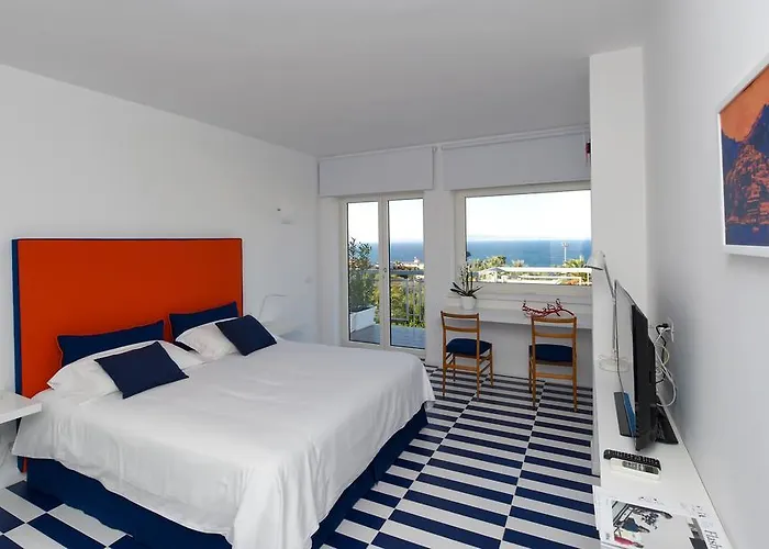 3 View Guest house Sorrento